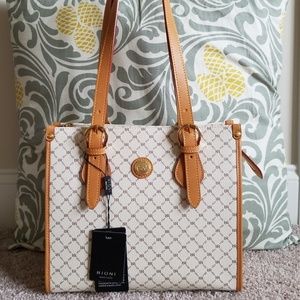 Rioni Moda Italia Hannah Leather Shoulder Tote